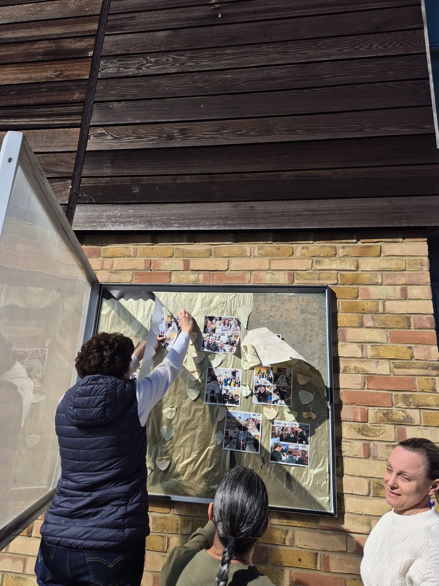 StAndrewsSW16's tweet image. The Unity Group have been working behind the scenes on refreshing different areas of the School. Notice boards, displays🖼 and jet washing the Peace Garden.💦🧽 Thank you! 🙏🏽#volunteering #makingadifference