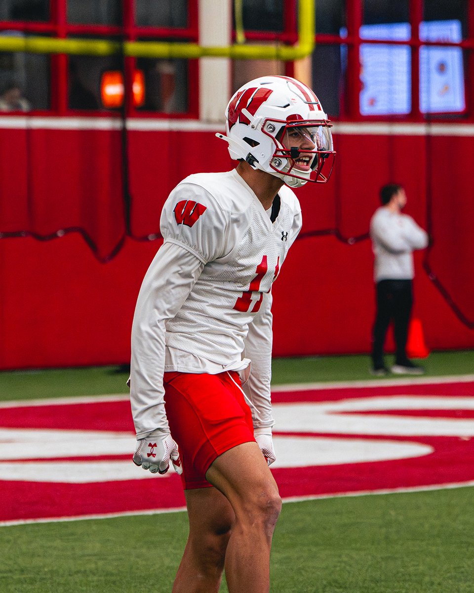 Wisconsin Football tweet media