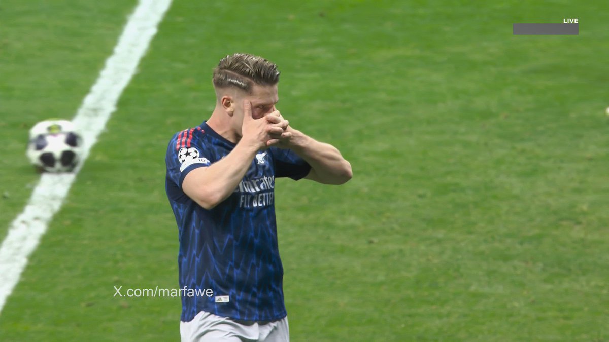 براهـيم tweet media