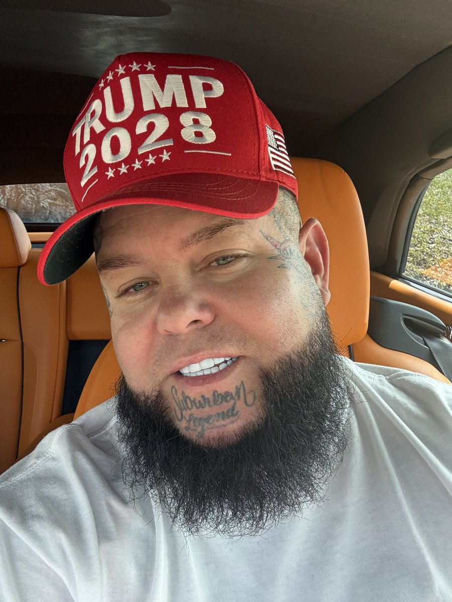 Trumps Nephew tweet media