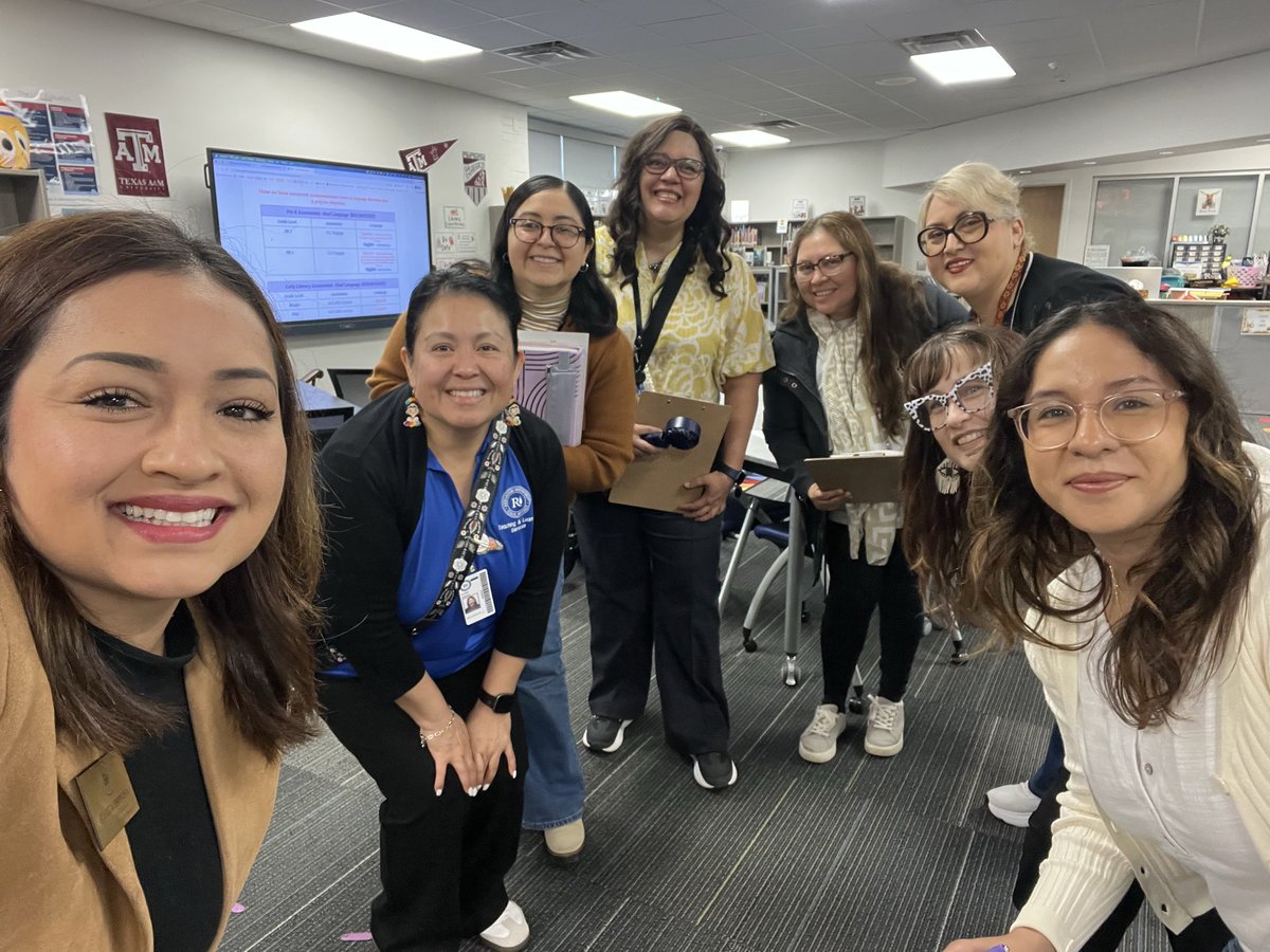 RISD Multilingual Education Team tweet media