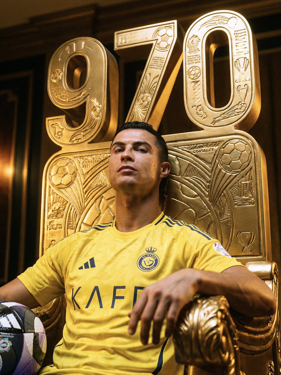 KenArsens tweet media