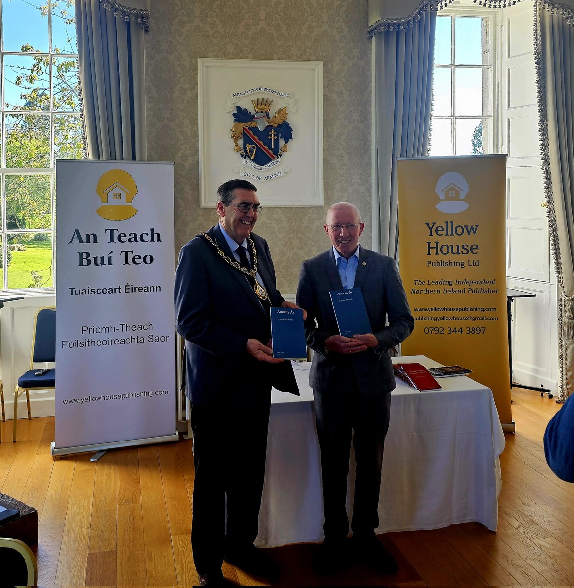 YHPUBLISHING's tweet image. A powerful and memorable afternoon at the reading of Atrocity Ár and Orange Martyrs by Dr Ciarán Ó Coigligh, hosted by Armagh Lord Mayor Stephen W. Moutray 

An engaging, thought-provoking event yellowhousepublishing.com/shop #Literature #Armagh @ErvineLinda
@ArtsCouncilNI