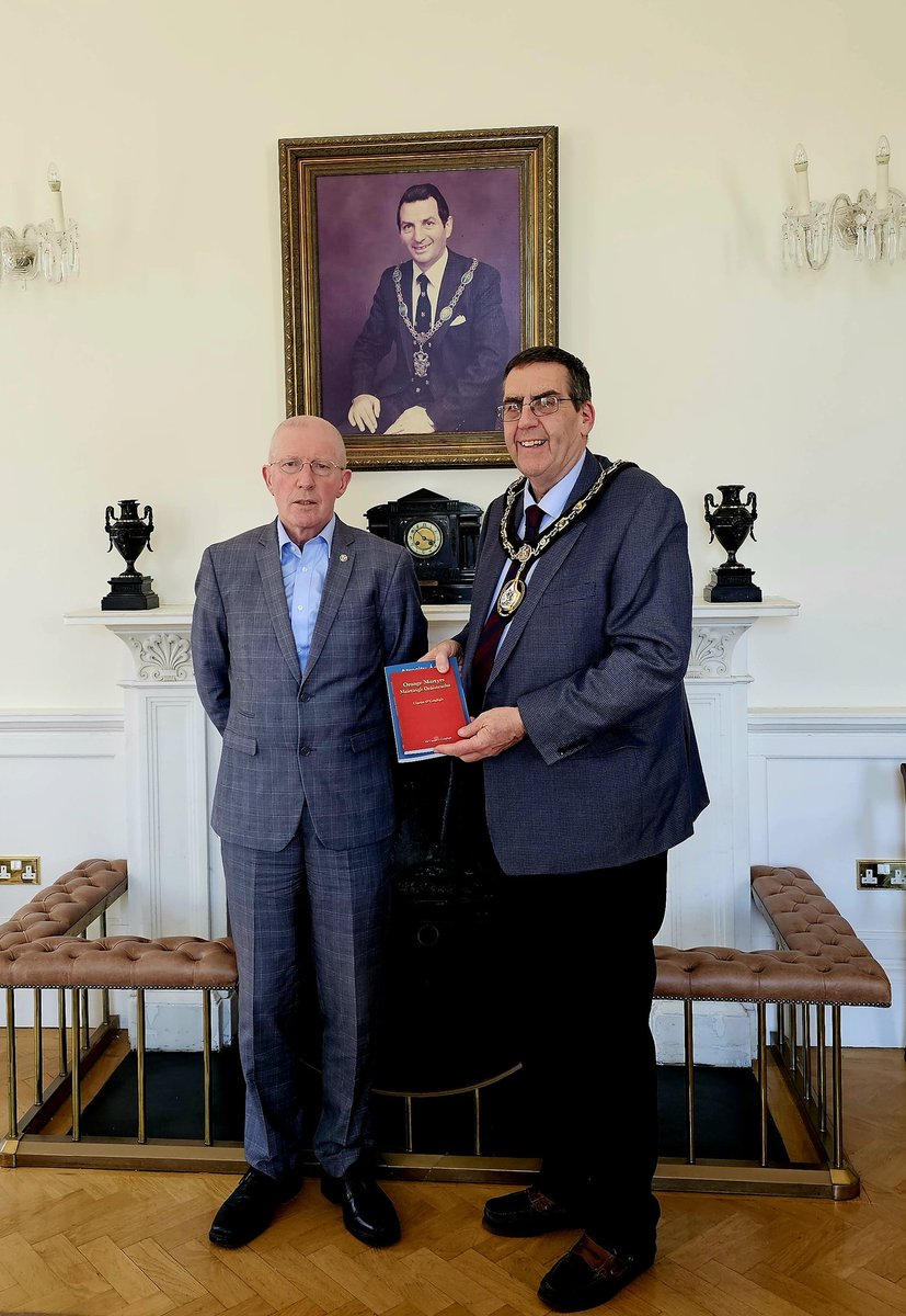 YHPUBLISHING's tweet image. A powerful and memorable afternoon at the reading of Atrocity Ár and Orange Martyrs by Dr Ciarán Ó Coigligh, hosted by Armagh Lord Mayor Stephen W. Moutray 

An engaging, thought-provoking event yellowhousepublishing.com/shop #Literature #Armagh @ErvineLinda
@ArtsCouncilNI