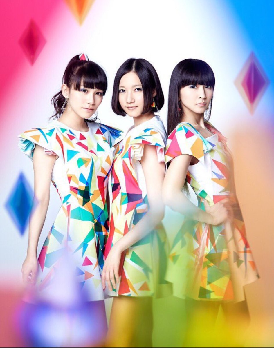 2CJ5Bx3t9n26642's tweet image. 💛🩵❤️カラフルなPerfume🩷🧡💚

彩りに包まれて華やかに舞うPerfume✨
可愛さの中に少しの妖艶さもあり魅了されてしまう💗それぞれの良さを引き出す色合いで目が離せない！！！

#prfm #Perfume