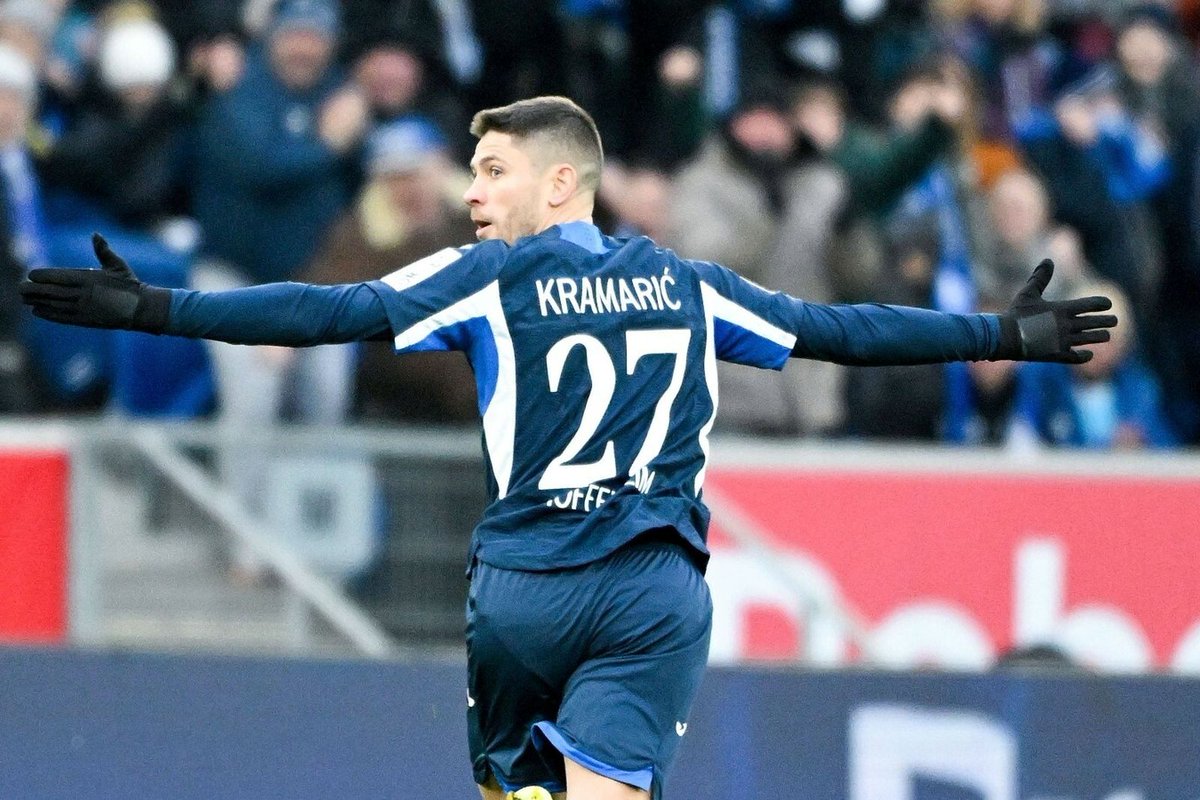 Adam Kowalczyk tweet media