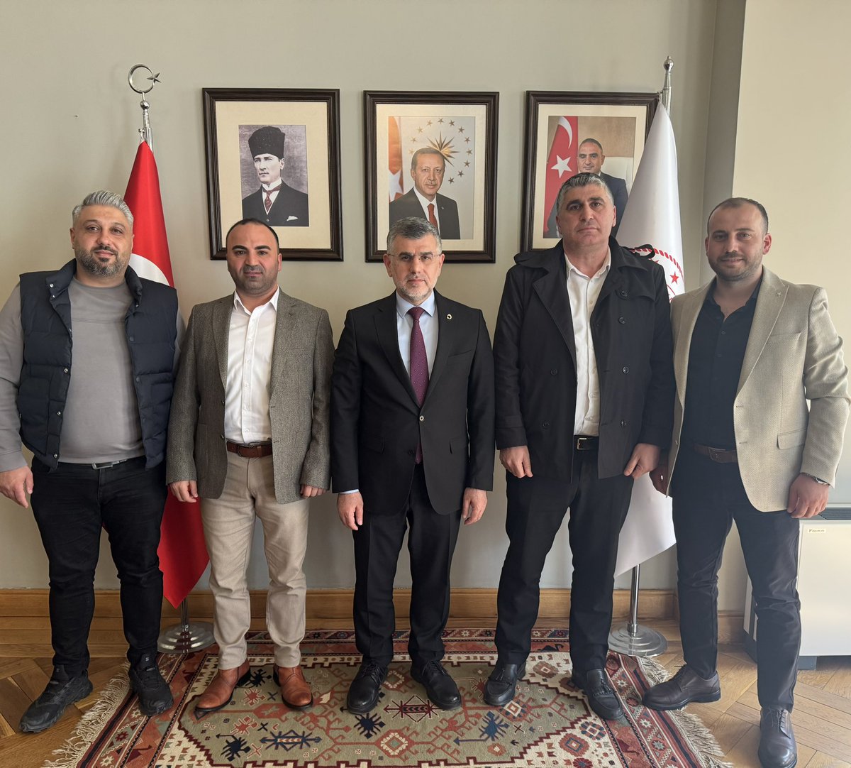 Sultanbeyli Ticari Taksiciler Derneği Başkanı Sn. Ramiz Ciğerci, Yönetim Kurulu Üyeleri Sn. Murat Uçar, Sn. Gökhan Bektaş ve Sn. Abdurrahman Keskin misafirimiz oldular.

Ziyaretleri ve sohbetleri için teşekkür eder, çalışmalarında başarılar dileriz.