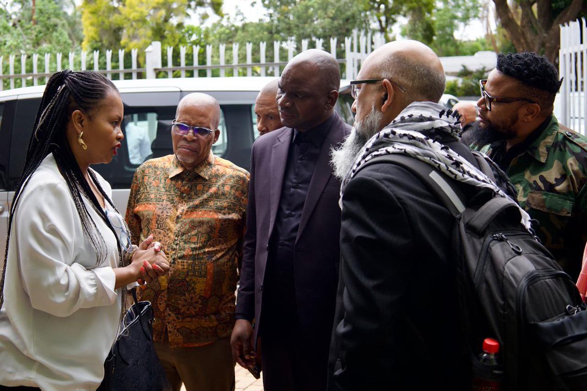 Khusela Diko🇿🇦 tweet media