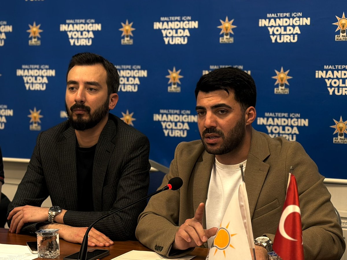 maltepeakgenc's tweet photo. AK Parti Maltepe İlçe Gençlik Kolları olarak haftalık olağan yönetim kurulu toplantımızı, İlçe Gençlik Kolları Başkanımız @huseyntopcuu başkanlığında ve İl Yönetim Kurulu Üyemiz @duralisener katılımlarıyla gerçekleştirdik.

#rterdoğan #akp https://t.co/ZAvqdY8lP8
