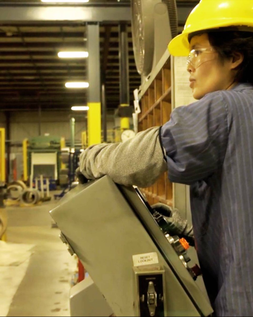 NatlMaterial's tweet photo. Did you know today is #WorldSteelSafetyDay? Together, we recognize the individuals who power our operations and the standards that help keep them safe, today and every day.
 
Thank you to our team for the care, focus, and commitment you bring to each shift.

#SteelSafety https://t.co/FdBkyhTjFM