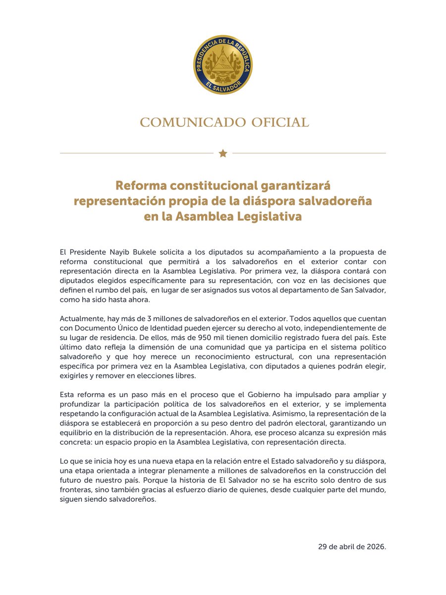 Cmdsv503's tweet photo. El Presidente @nayibbukele solicita el acompañamiento de los diputados de la @AsambleaSV a la iniciativa de reforma constitucional para que los salvadoreños en el exterior cuenten con representación en la Asamblea Legislativa. https://t.co/LEZaJb9Vi5