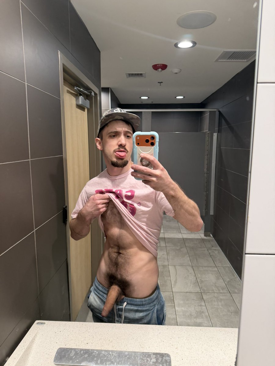 Zlat🍆Uncut привет tweet media