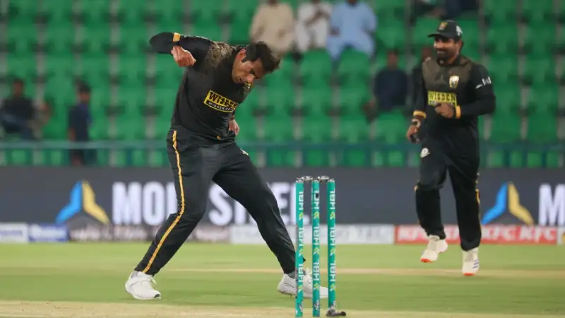 "He's a running spinner."

"He just bowls legal deliveries, that's it."

"Gets smashed right, left, and center."

"Only good in domestic red-ball. Can't survive in T20s."

Popular phrases on Daisy before the PSL. He was shamed, he was made fun of, and trolled massively. 

15