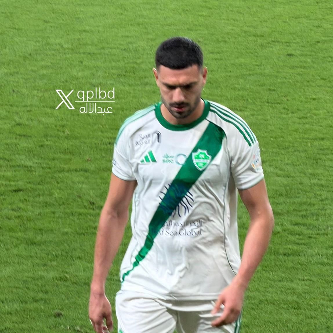 لا مجال للمجانين هُنا انت في معقل العقلاء💛
التزم الصمت🤫