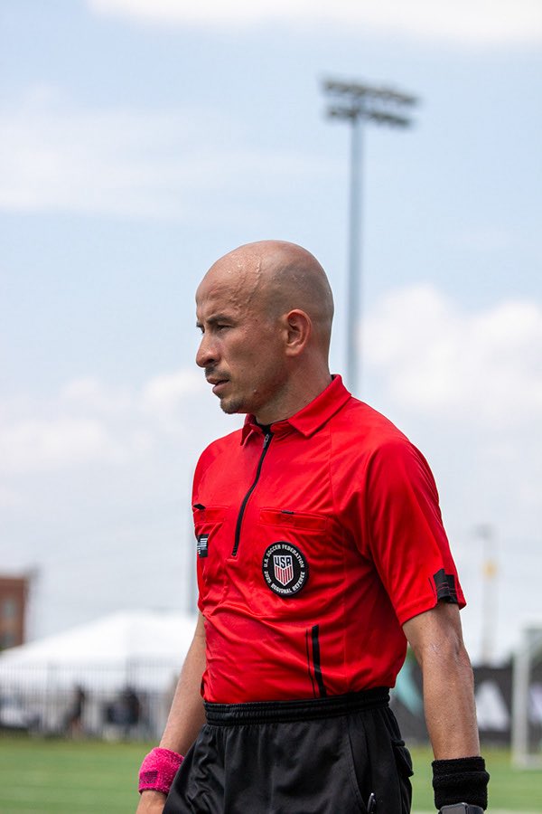 Yunioguatephl's tweet photo. It was hot in Dallas @MLSNEXT is cold in Pennsylvania 🤣 #mlsnextflex #mlsnext #outandproud #chapin #ussoccerreferee https://t.co/toPVF7nJTb