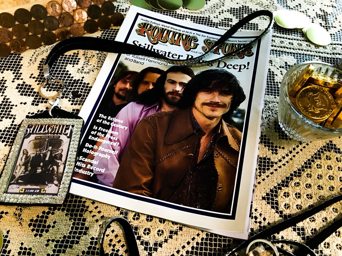 Groupie ' Lexi Hart. tweet media