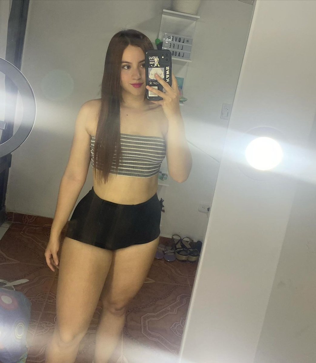 sofia tweet media