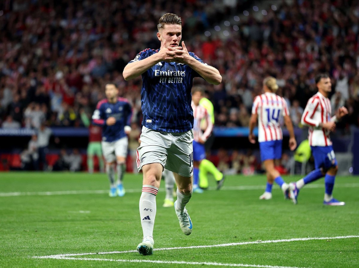 𝐹𝑎𝑛𝑡𝑎𝑠𝑦 𝐷𝑜𝑠𝑒 tweet media