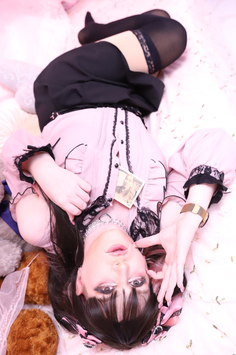 AminaChu's tweet photo. お金ちょうだい！💴🩷 https://t.co/UaLhWOk3tQ
