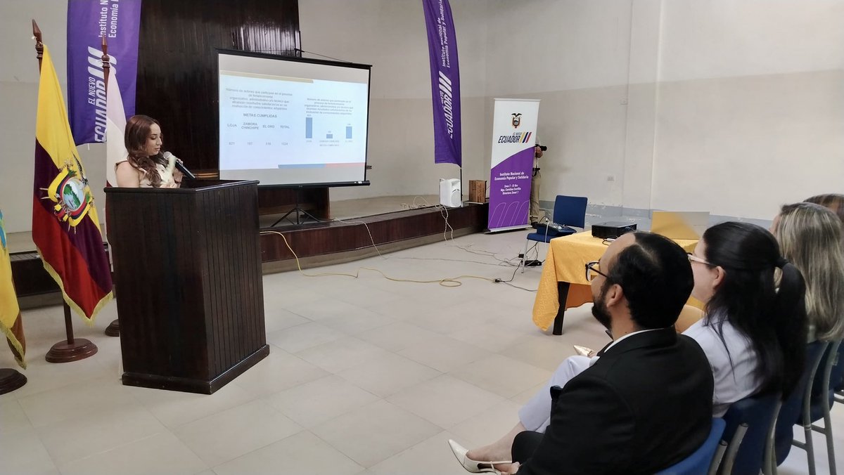 ECU911Machala1's tweet photo. 📍#Machala | En la #RendiciónDeCuentas2025 del Instituto Nacional de Economía Popular y Solidaria, participó el coordinador zonal @NeiraCesarG, reafirmando el compromiso con la transparencia y el fortalecimiento de la economía popular y solidaria en beneficio de la ciudadanía 🤝 https://t.co/qRfgmvU4m2