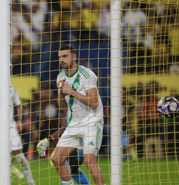 عبدالله بن خالد tweet media