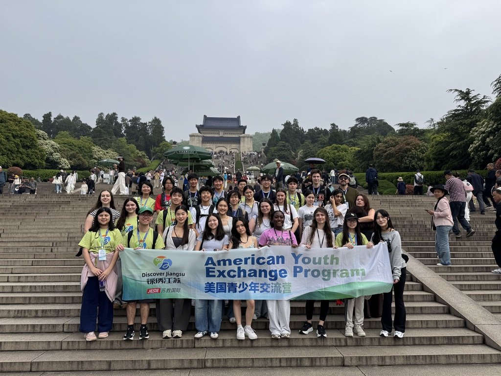 NVDemarest's tweet photo. Students from our Chinese classes experienced an unforgettable 9 day journey through China, exploring Huai’an, Nanjing, and Shanghai. They visited historic sites, &amp; schools and enjoyed authentic cuisine. Thank you to Mrs. Liu and Mr. Harris for organizing this experience. https://t.co/RRnQ6ixTi1