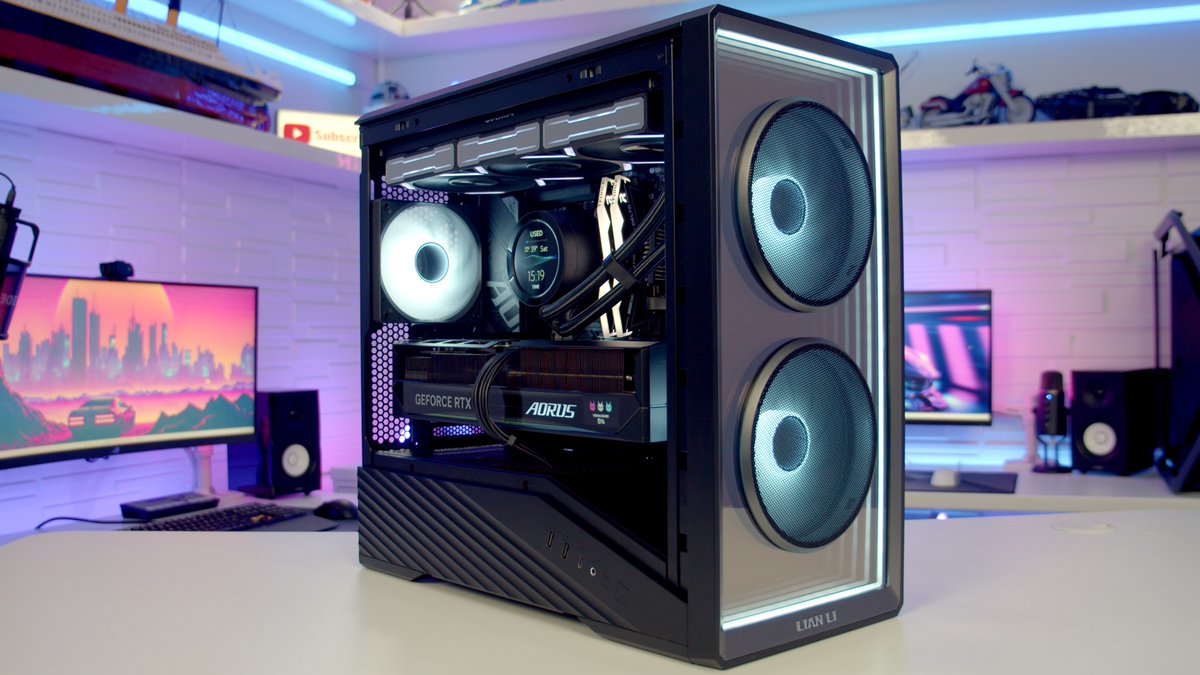Chris_PC_Builds's tweet photo. Check out my Lian Li Vector V150 INF Build Guide https://t.co/JYZEMnOTkg Time-lapse https://t.co/sx1CpuXoI9 &amp; Review https://t.co/2pK9Vcq0hF @GlobalLianli @AORUS_UK @AMD_UK @SAMAGears_020 @teamgroupinc @SamsungUK https://t.co/rpEE21Nn6q