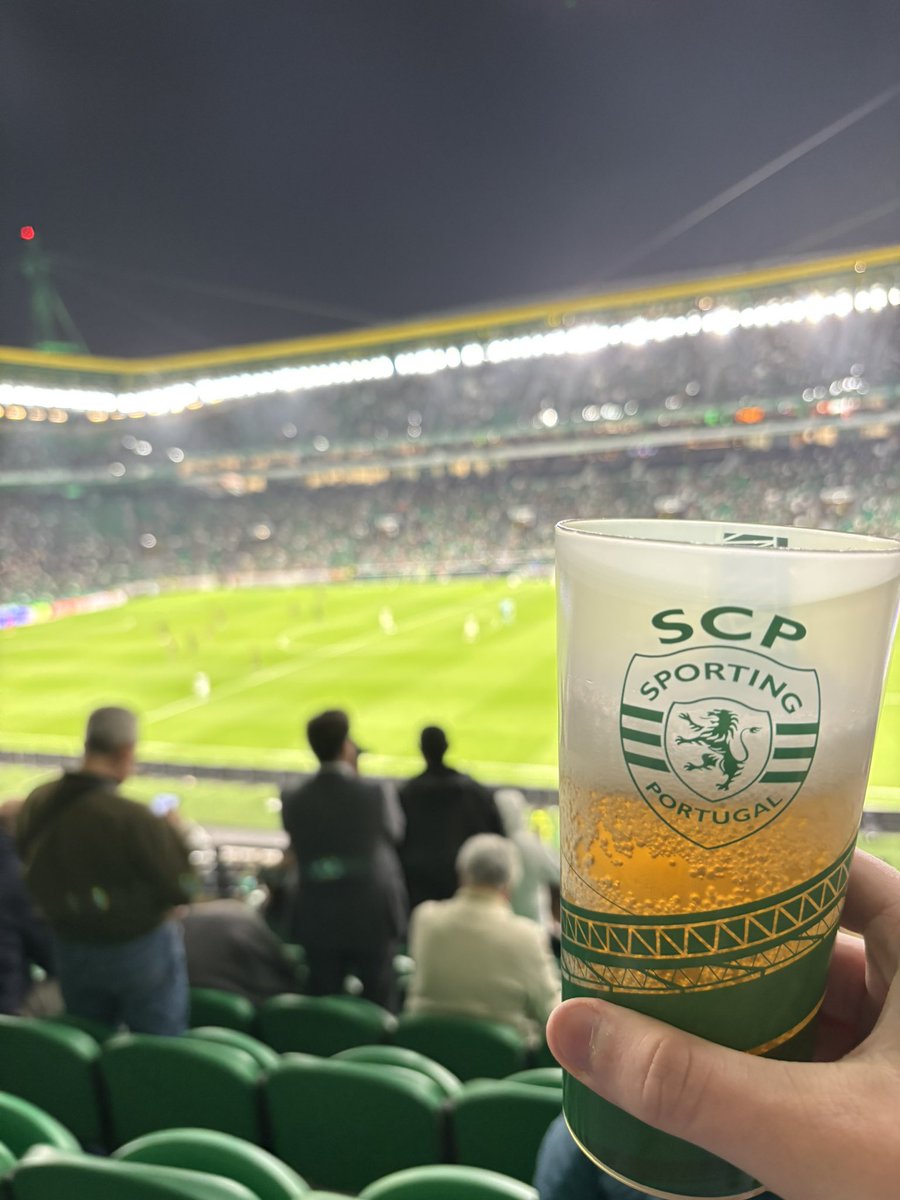 Cas tweet media