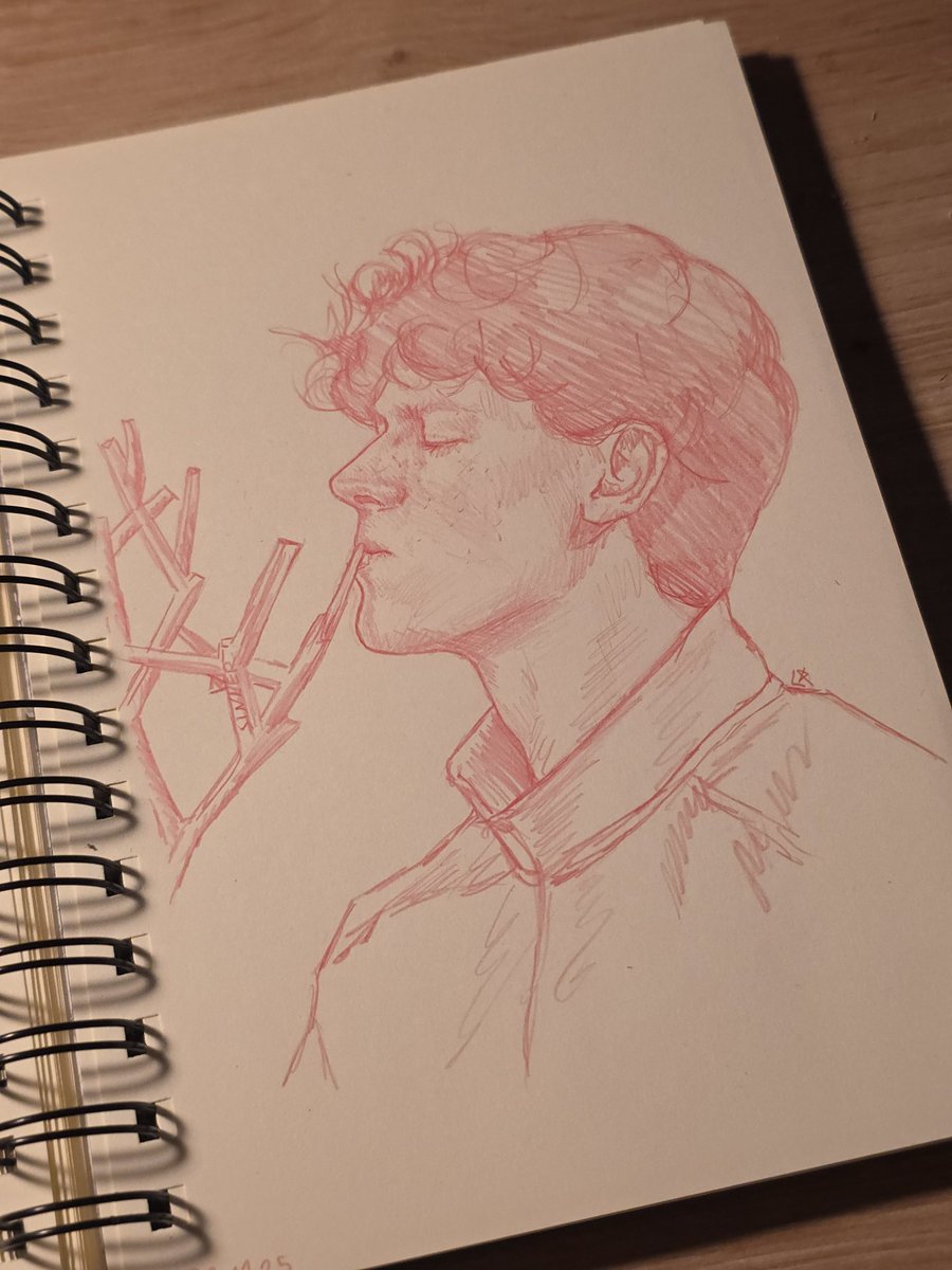 lara 🖤⃝🪐 tweet media