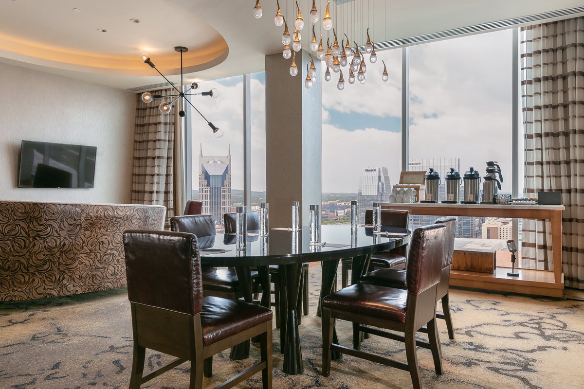 FacilitiesMedia's tweet image. A $13.5 million renovation of the @Westin #Nashville, enhancing guestrooms, suites, and key public spaces across the 456-room hotel, has just been completed. Adjacent to @musiccitycenter, the property plays a central role in Nashville’s convention &amp;amp; group market.