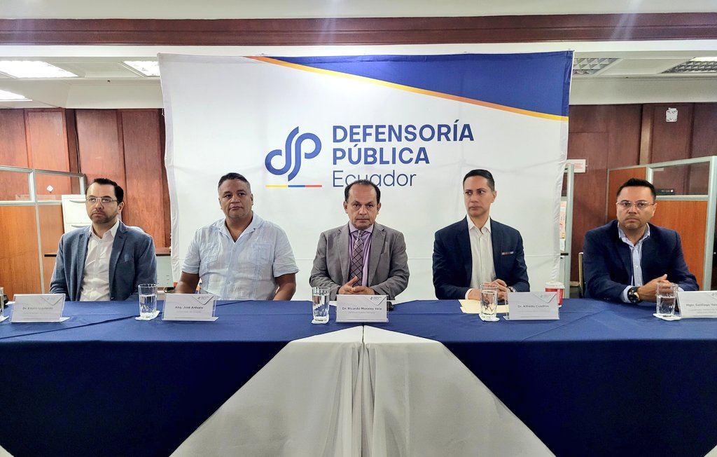Defensoría Pública del Ecuador tweet media