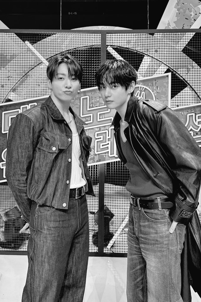 𝐀𝐫𝐢𝐨𝐧 .𝐍. tweet media