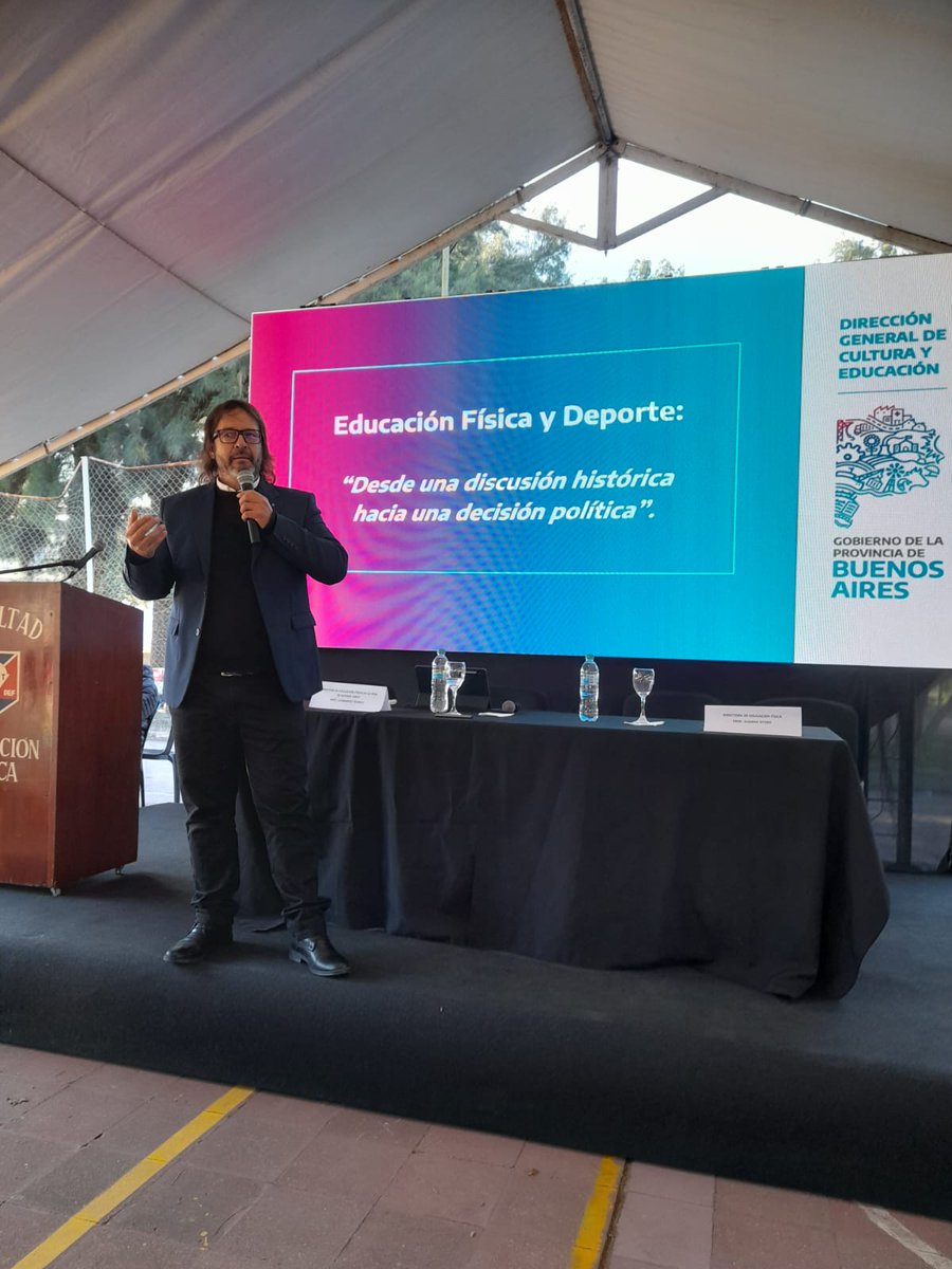 Leo Troncoso tweet media