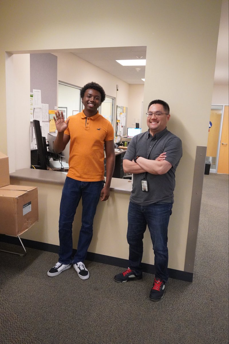 SMCProbation's tweet photo. Denim isn't just a trend—it's a statement. 👖💙 Wearing denim on #DenimDay means what someone wears is NEVER consent. #EndVictimBlaming #SAAM #CAProbation https://t.co/pwMbJzLqwR