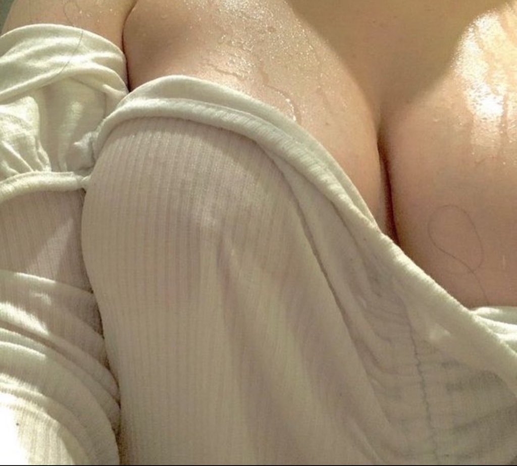 𝕄𝕚𝕜𝕦🐞 tweet media