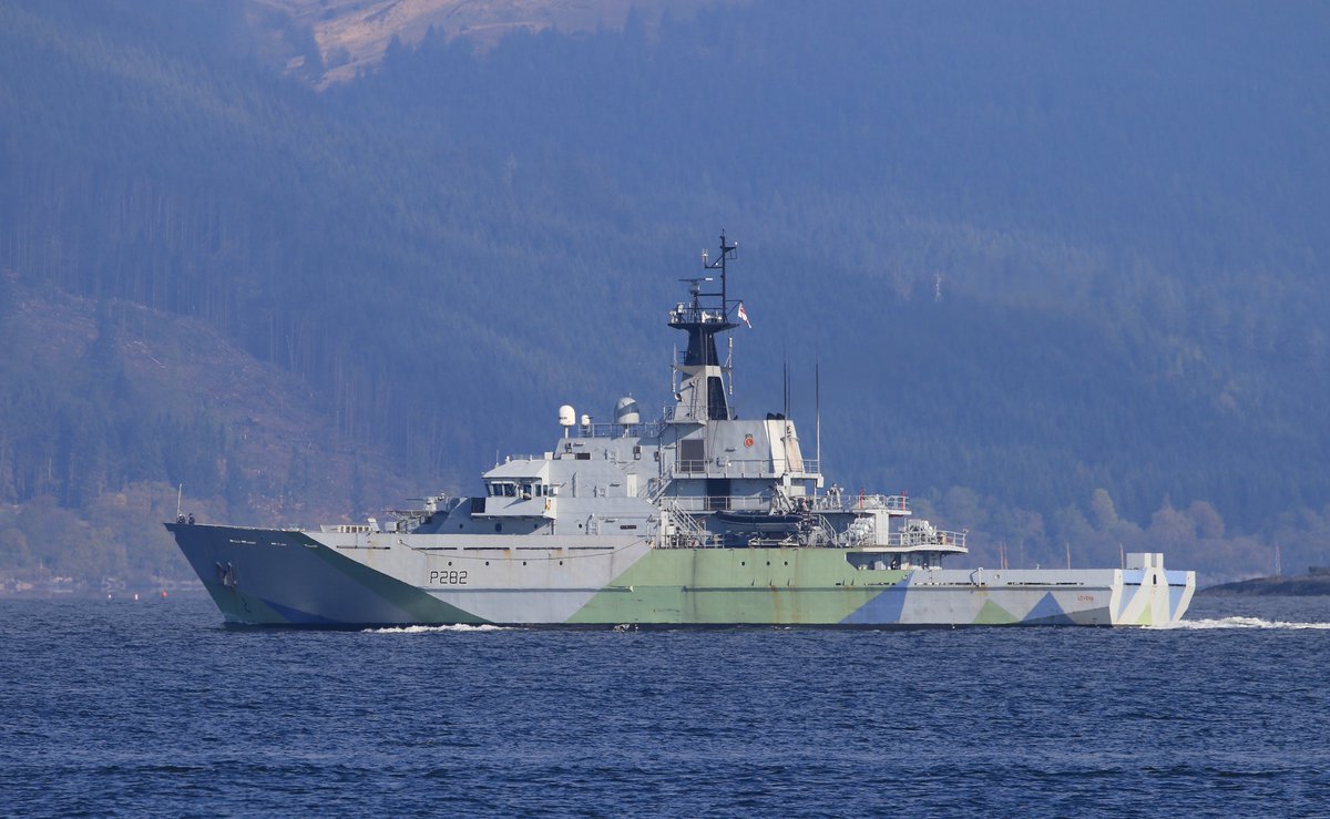 ScotlandDX's tweet image. HMS Severn P-282 operating in lower Loch Long today #RoyalNavy #Navy #shipping