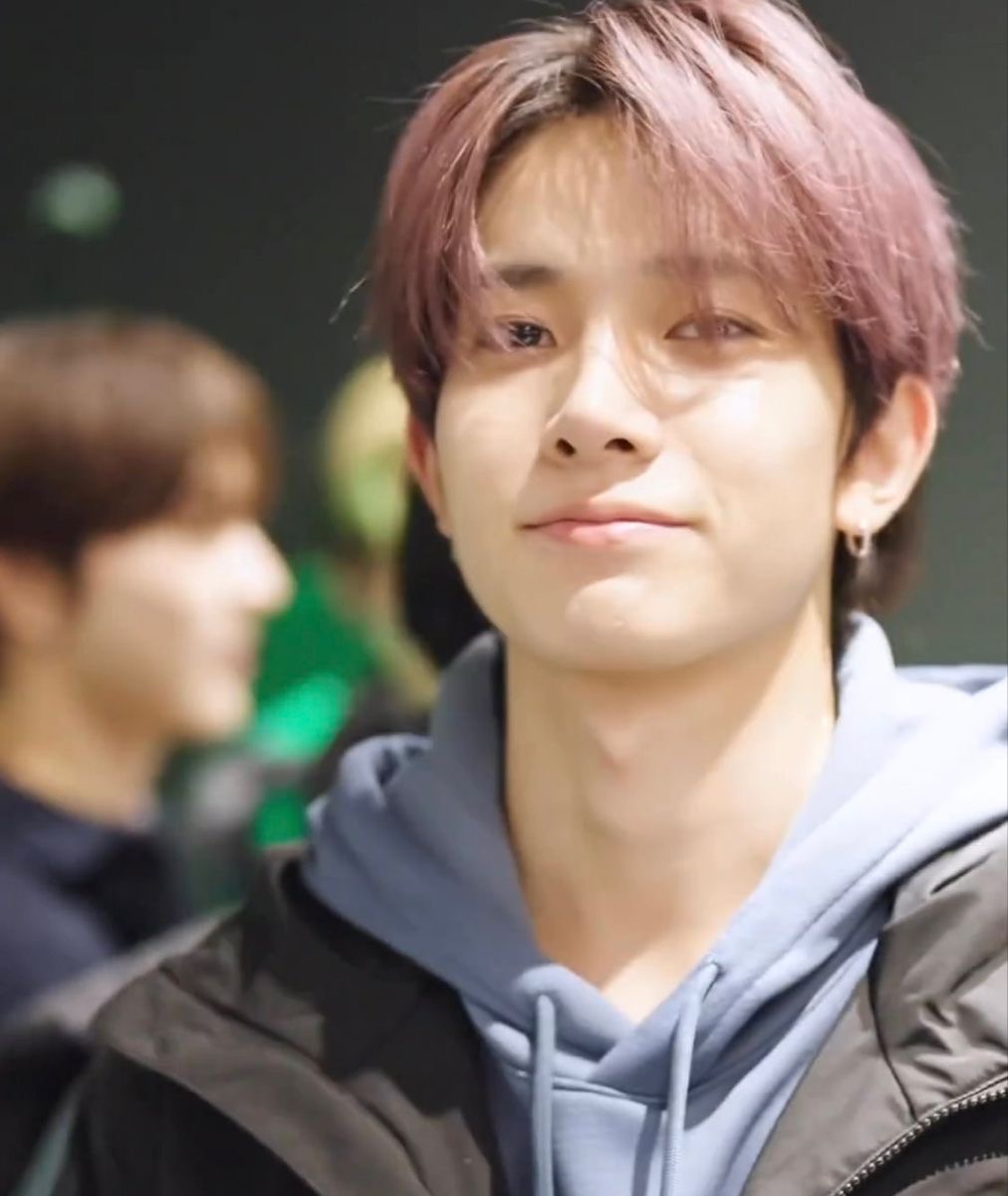 iris ୨୧ tweet media