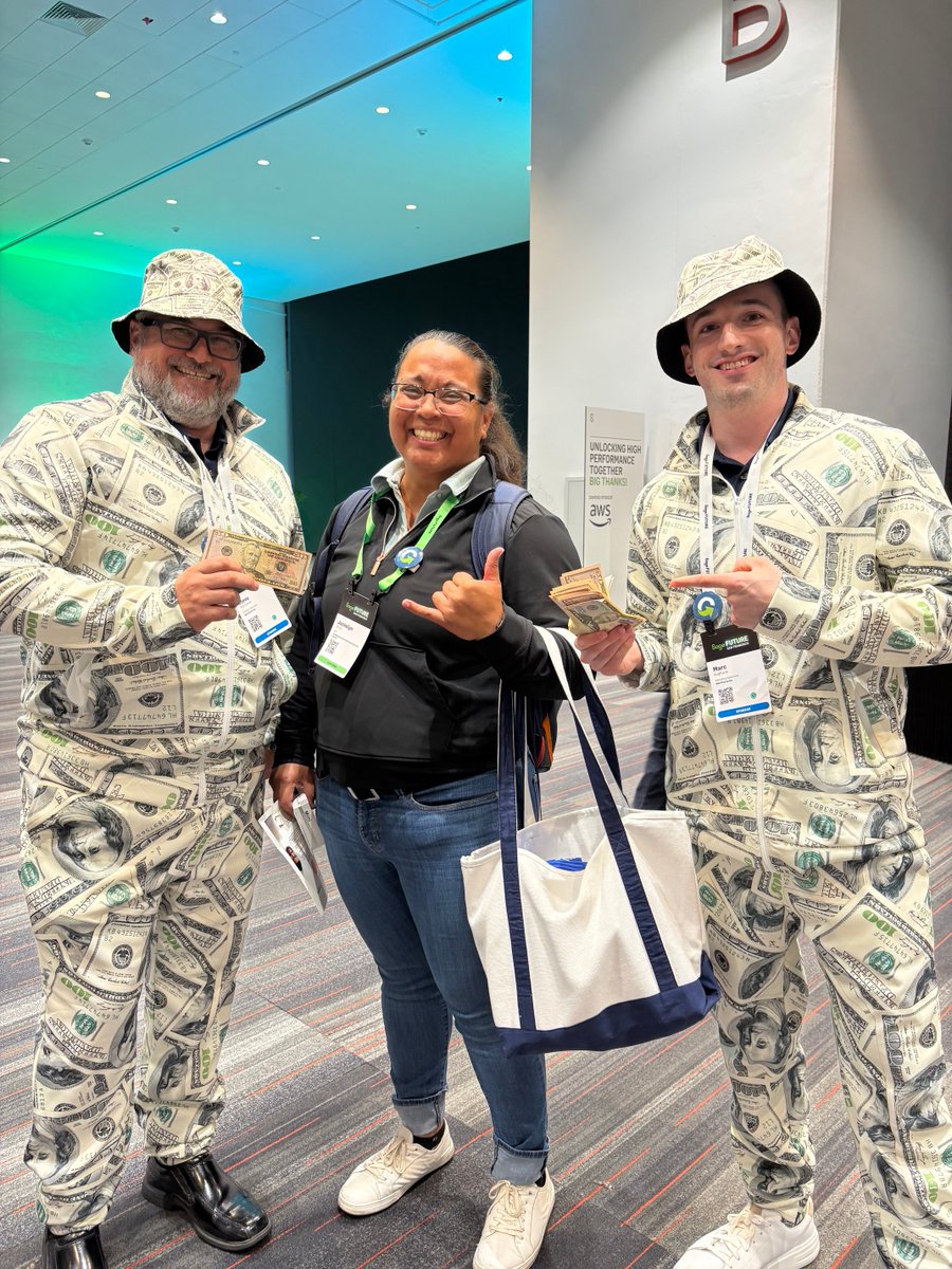WorkforceGo's tweet photo. Sage Future 2026 is off to a strong start, especially for our $50 cash pin winners 💸

If you spot the Workforce Go team rocking money tracksuits and bucket hats, follow the money straight to Booth #339.

Grab a cash pin, pick up some swag, and get your shot at winning free cash. https://t.co/dD37yn6i1T