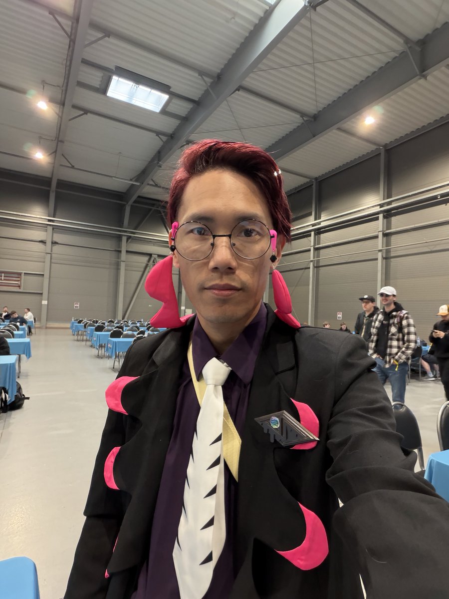 dungiBear's tweet photo. What a funny trip to Praha. The group was so chill and funny. Even only 2 of us got day 2, we are so proud of Denis. He finished 8/0/0 day 1 and won his stream match.

Time to rest, till Stuttgart next season. #playpokemon https://t.co/KgE3X1LvIX