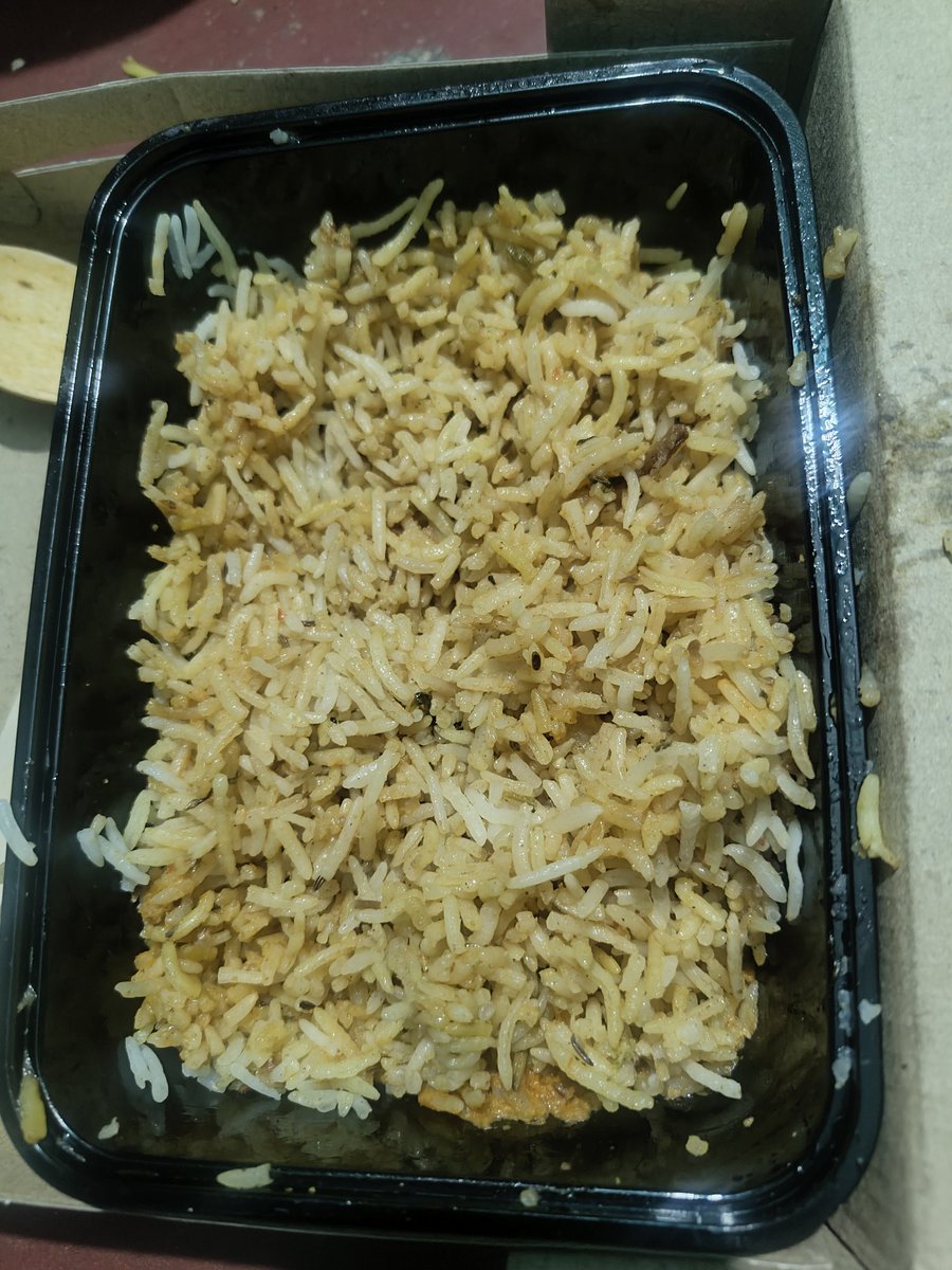 AppuBoss1234's tweet photo. @zomato I had a very poor experience with my recent order (#8049563156) from ZAZA Mughal Biryani, Yelahanka.

The Butter Chicken Biryani had no chicken pieces at all, and the Chicken Tikka was undercooked, which is a serious food safety issue
Despite this, I was given only ₹67 https://t.co/H9zNUyKEuA