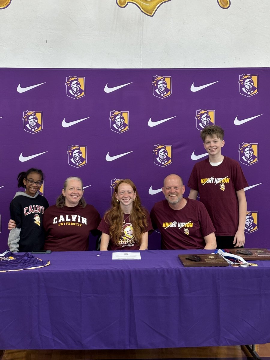 CCHSKnights's tweet photo. Congratulations to Kihra Moes on signing to run cross country and track ⁦@CALVIN_XCTF⁩ next year! Kihra has qualified for state in cross country all 4 years and in track 3 times so far! She is a humble, dedicated athlete that keeps Christ first in all she does! https://t.co/LcC7oTi5L5