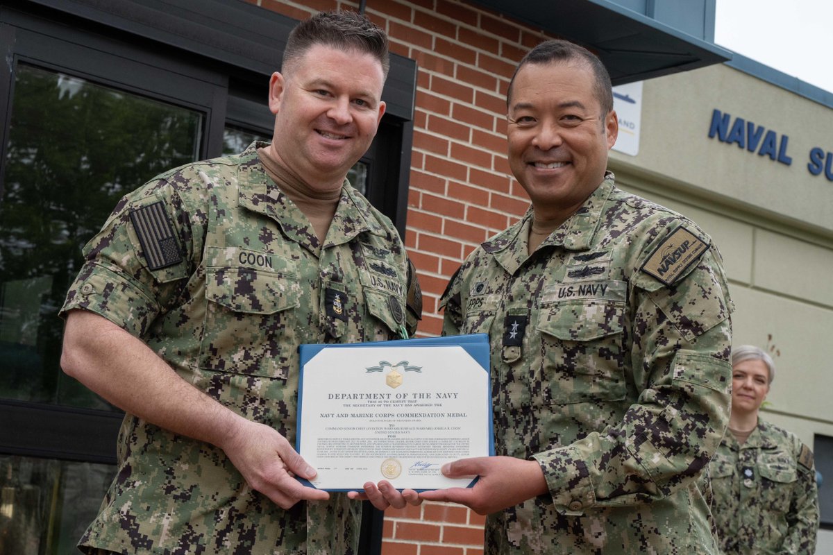 NAVSUP's tweet photo. ⚓Honoring exceptional service at NAVSUP Headquarters⚓ 

CAPT DiCola, CAPT McIntyre and NCCS Coon were presented awards in recognition of their leadership, professionalism, and lasting contributions to the fleet.  Bravo Zulu! https://t.co/UyenAYmORg