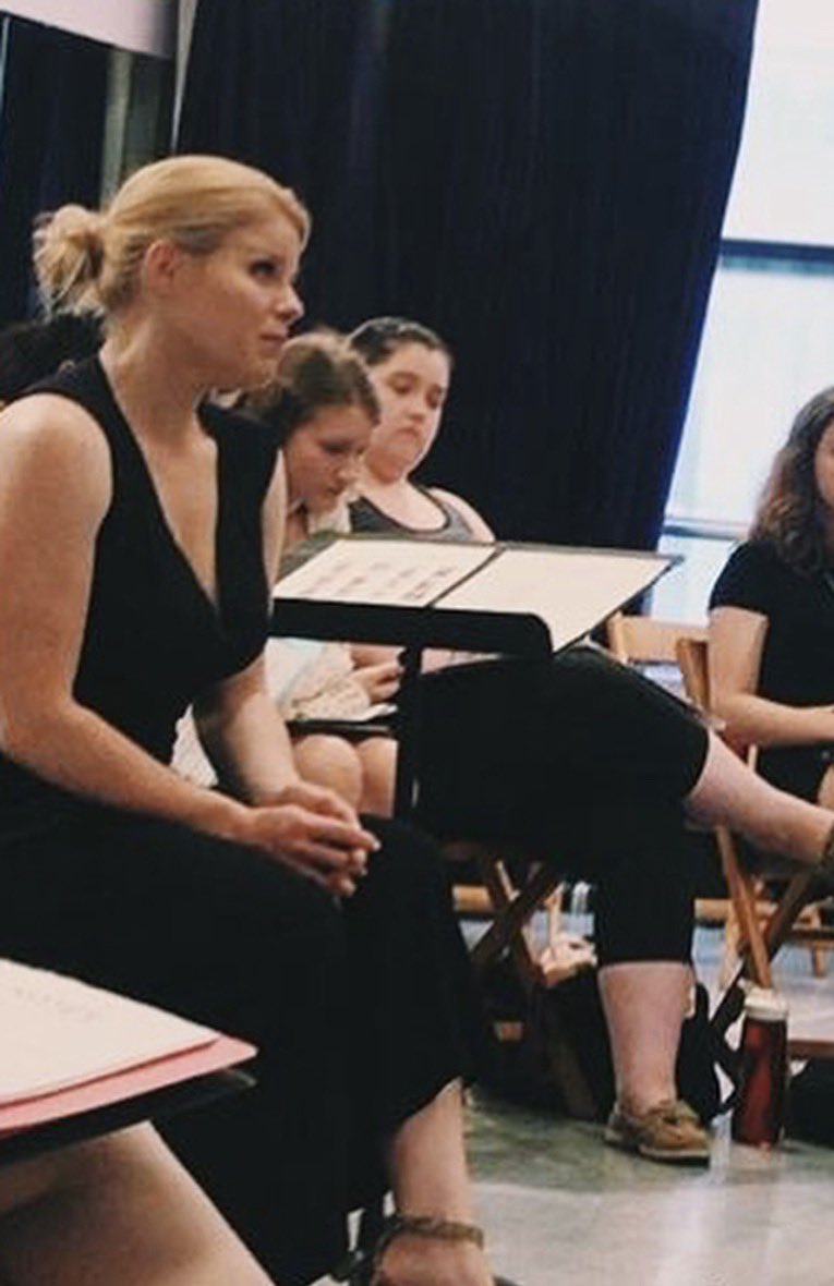 Daily Megan Hilty tweet media