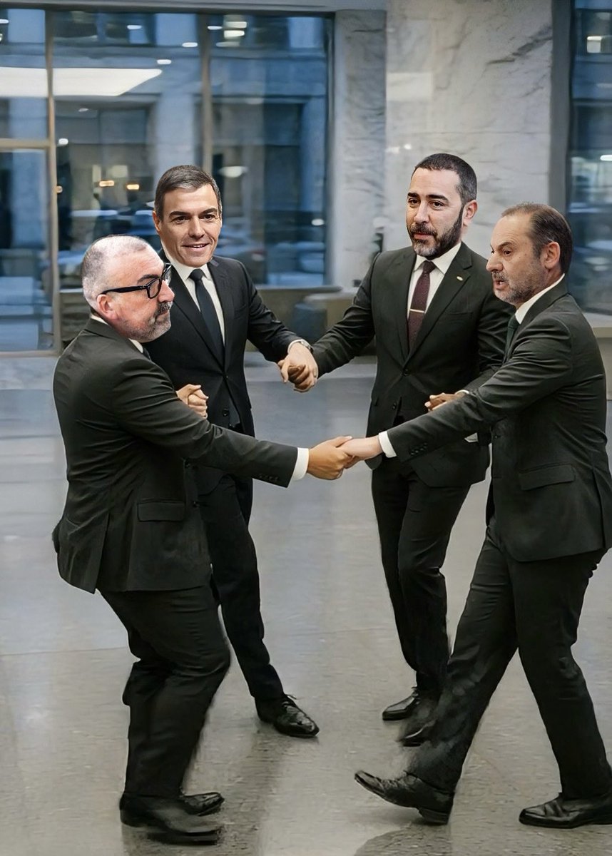 holidayshappy96's tweet photo. Vamos a jugar chicos!!. Aldama Horizonte Ayuso Pedro Sánchez El PP Ábalos Bego Koldo Garcia Vito Quiles El Psoe Madrid Supremo España Vito Feijoo Charos Agresión Moncloa Begoña Gómez Bildu Patxi María Jesús Montero Charo Ferraz Junts VOX #LaIslaDeLasTentaciones9
#FirstDates29A https://t.co/b5xM1xBXyO