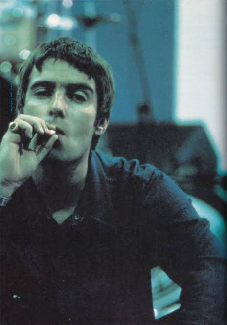 ImsoRegal's tweet image. Googled LIAM GALLAGHER SMOKING HOT. Got this. One is absolutely correct the other is questionable. #LiamGallagher #Oasis
