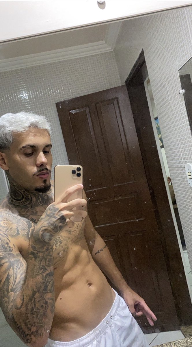 favelado chique🔞 tweet media