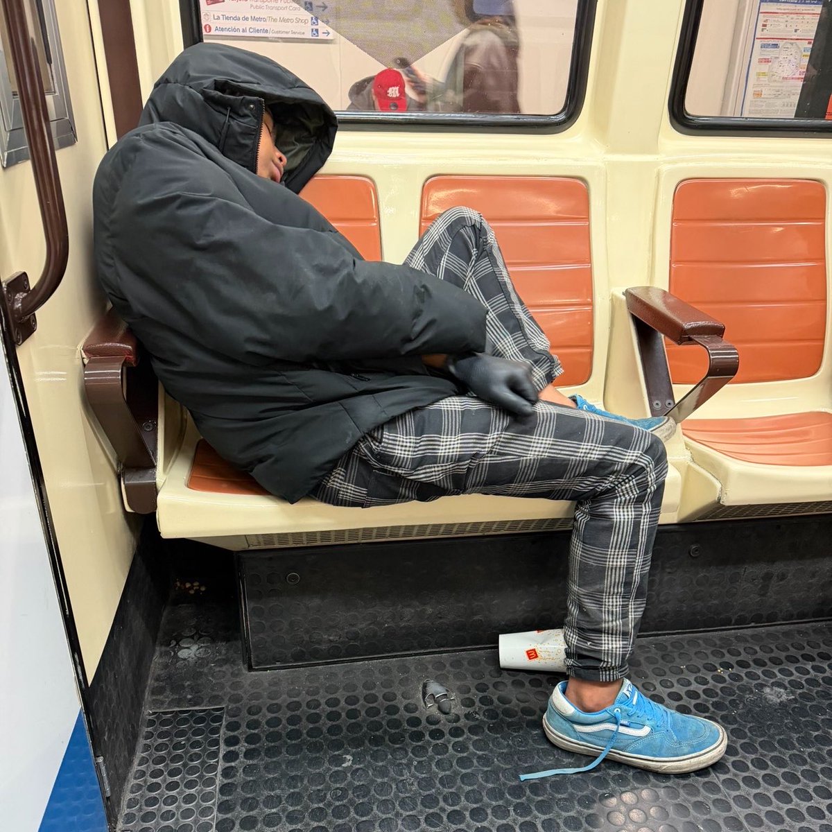 Raúl Peña tweet media