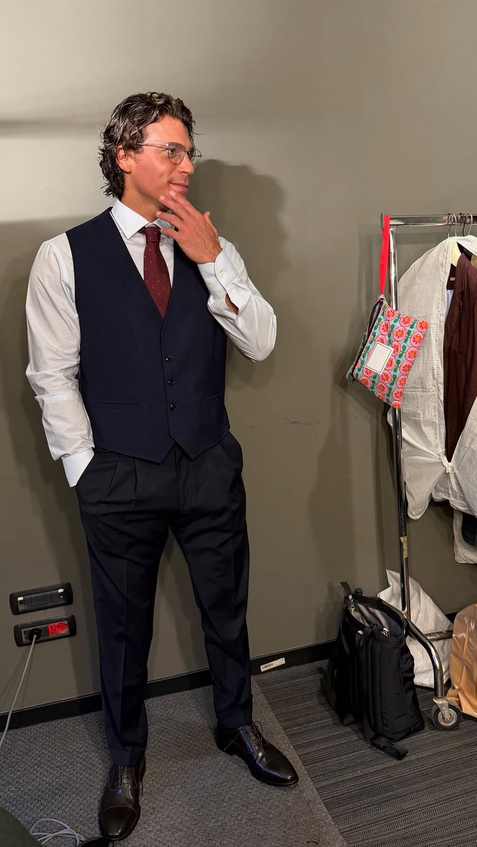 maria1010yo's tweet image. Hoy es día de fiesta, de celebrar. 🥳 🎉 
#Bro 🤓, fusión comida italoturca y amigos del mundo del espectáculo italiano. 🥰
#CanYaman 🥂