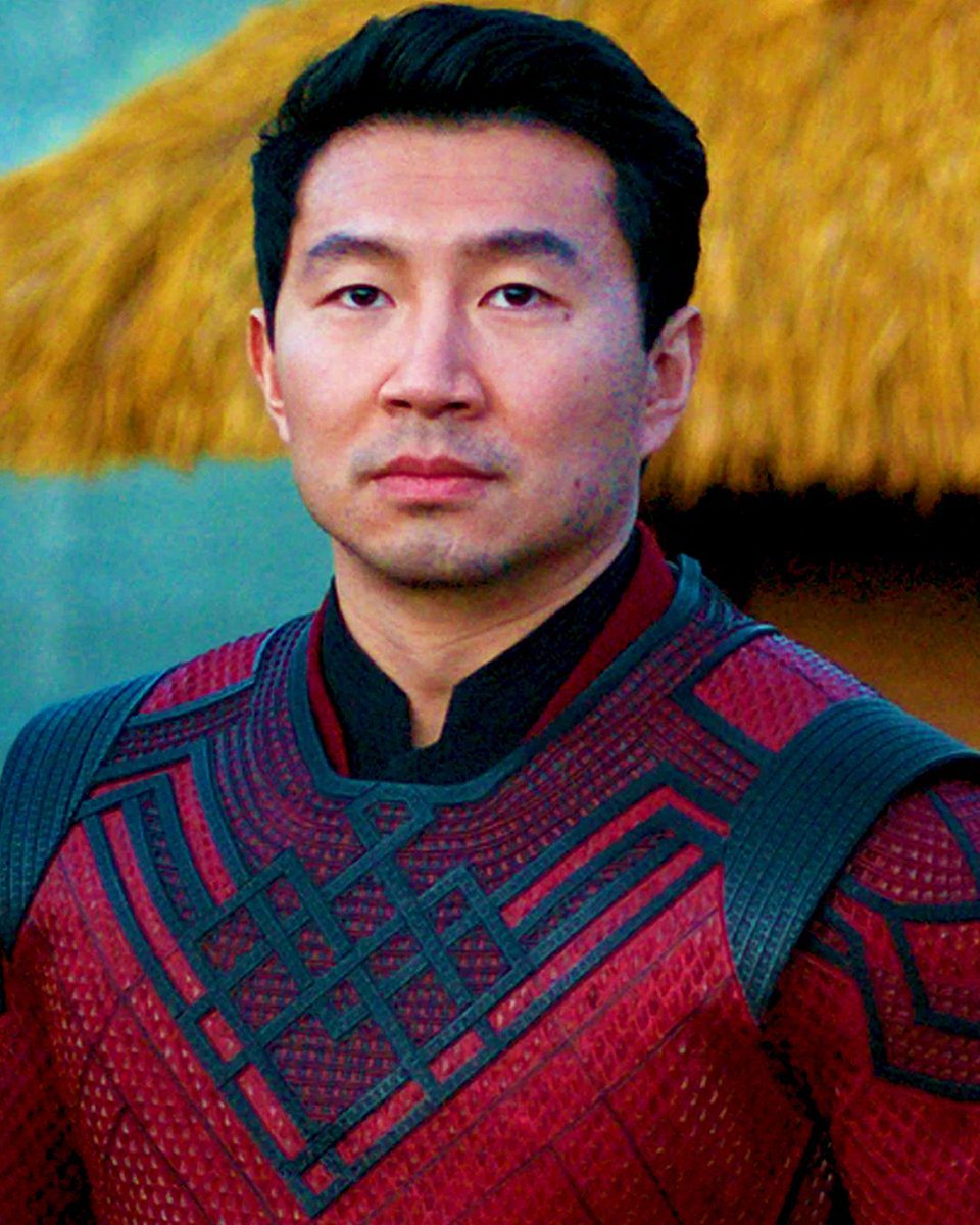 MCU_Direct's tweet image. AVENGERS: DOOMSDAY's trailer at CinemaCon featured 13 characters making their first appearance in an #Avengers movie, including:

- Doctor Doom
- Namor
- Cyclops
- Shang-Chi