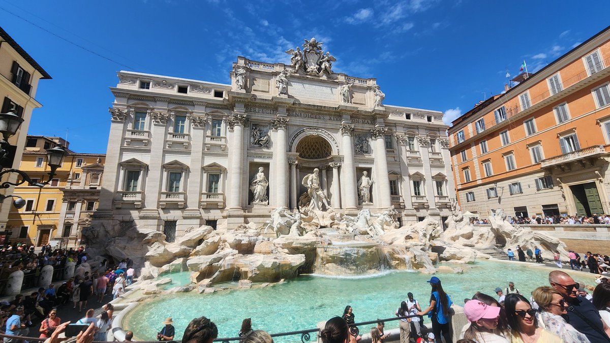 GodDamnGundy's tweet image. Day 2 in Rome. This day was one of the most amazing days I've had in a long time. @paris5706 and I really enjoyed this day...but the photos do not do this justice!
#Europe #Rome #SPQR #Vacation